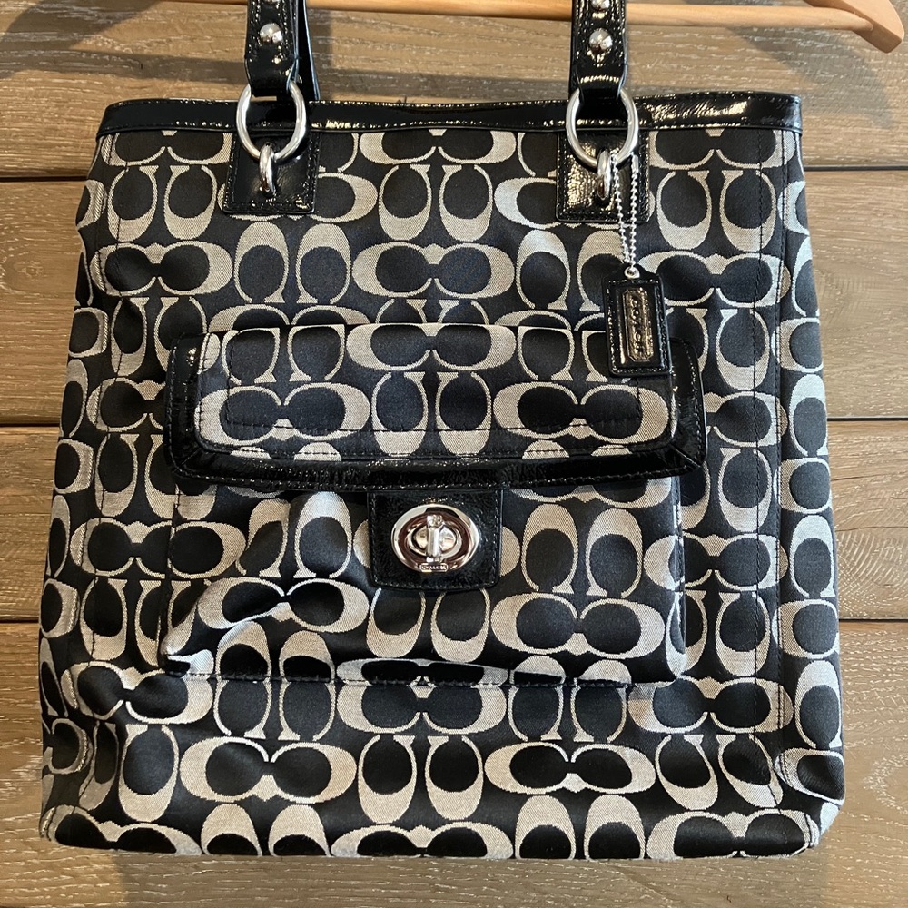 Classic Coach Signature Satchel Handbag, Coach Print Purse w/ black Patent Trim